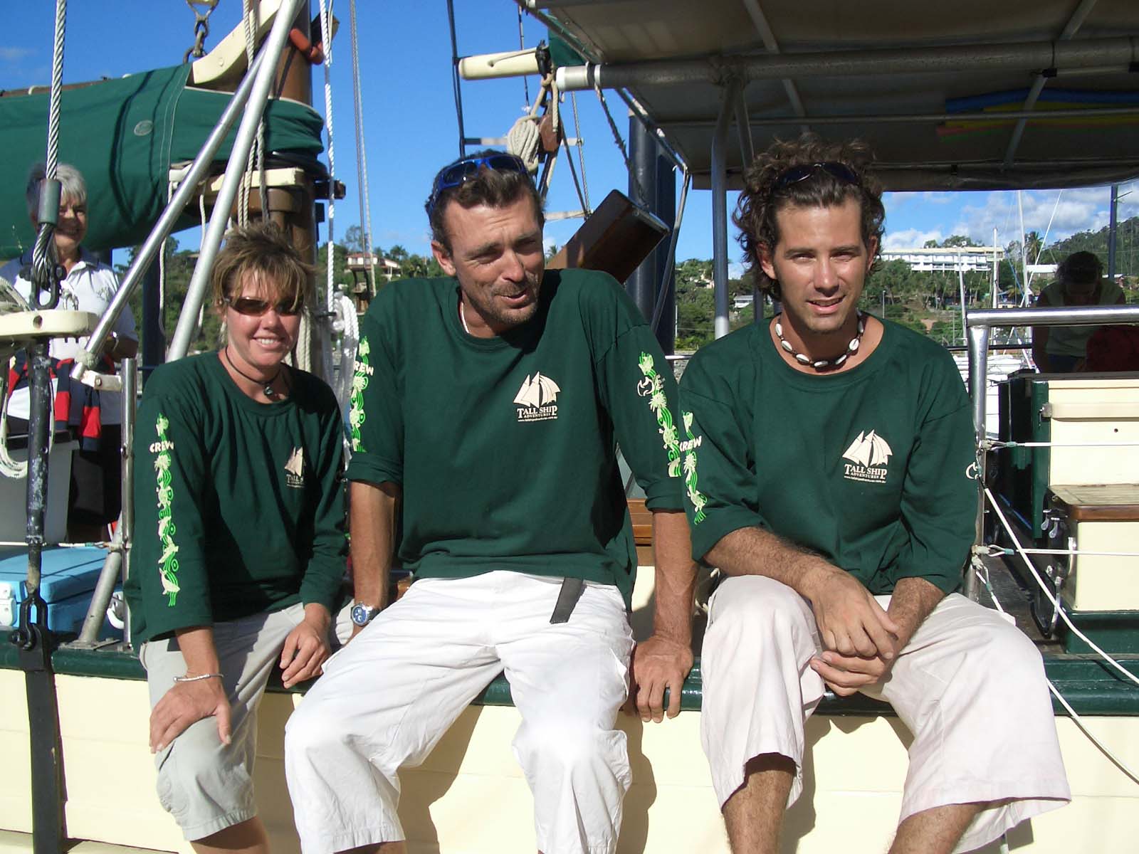 The crew of the Darwen Hunter