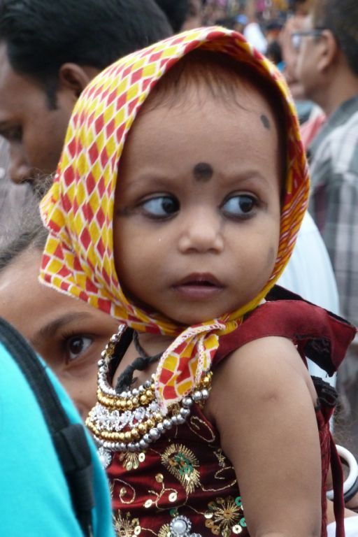 A young devotee