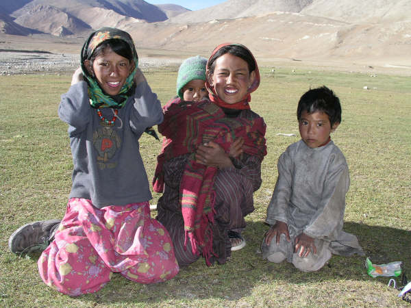 Some nomad kids who came to have a look at the funny people camping at this altitude for fun rather than neccessity!